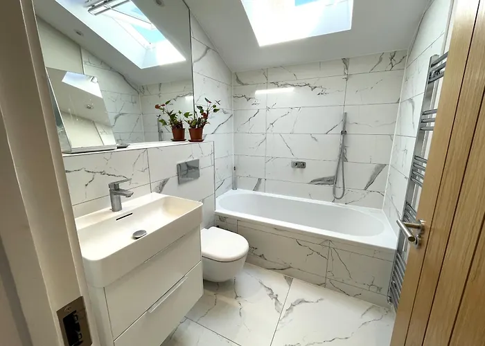 Hampton Hall - Wonderful Converted In Redland Μπρίστολ