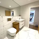 Holiday home Hampton Hall - Wonderful Converted In Redland