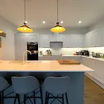 Hampton Hall - Wonderful Converted In Redland