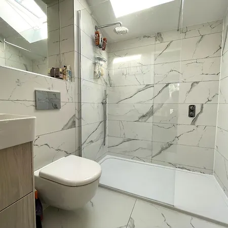 Tatil Evi Hampton Hall - Wonderful Converted In Redland *