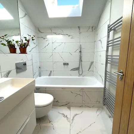 Hampton Hall - Wonderful Converted In Redland Μπρίστολ