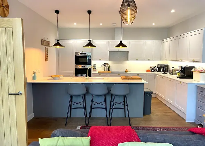 Hampton Hall - Wonderful Converted In Redland * Bristol